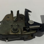 Fechadura Do Capô Nissan Frontier 2003 A 2006