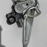 Máquina Vidro Traseira Esquerda Toyota Hilux 2016 A 2023