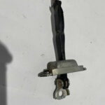 Limitador Porta Traseira Esquerda Toyota Hilux 2016 A 2020