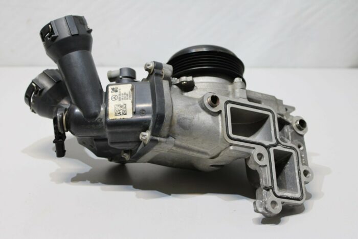 Bomba da agua Sprinter OM654 EURO 6 - Image 9