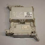 Caixa De Fusíveis Toyota Hilux Sw4 2.8 18 A 22 892210ka21