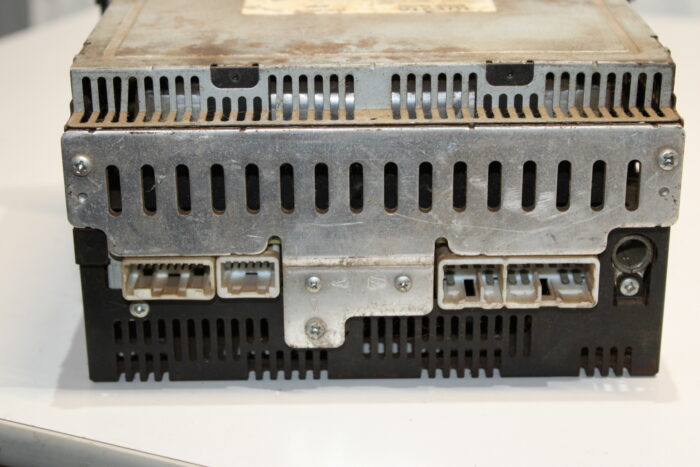 radio da toyota hilux 2005/... original - Image 3