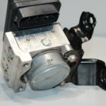 MODULO DO ABS TOYOTA HILUX 2.7   12/15    89541-71040