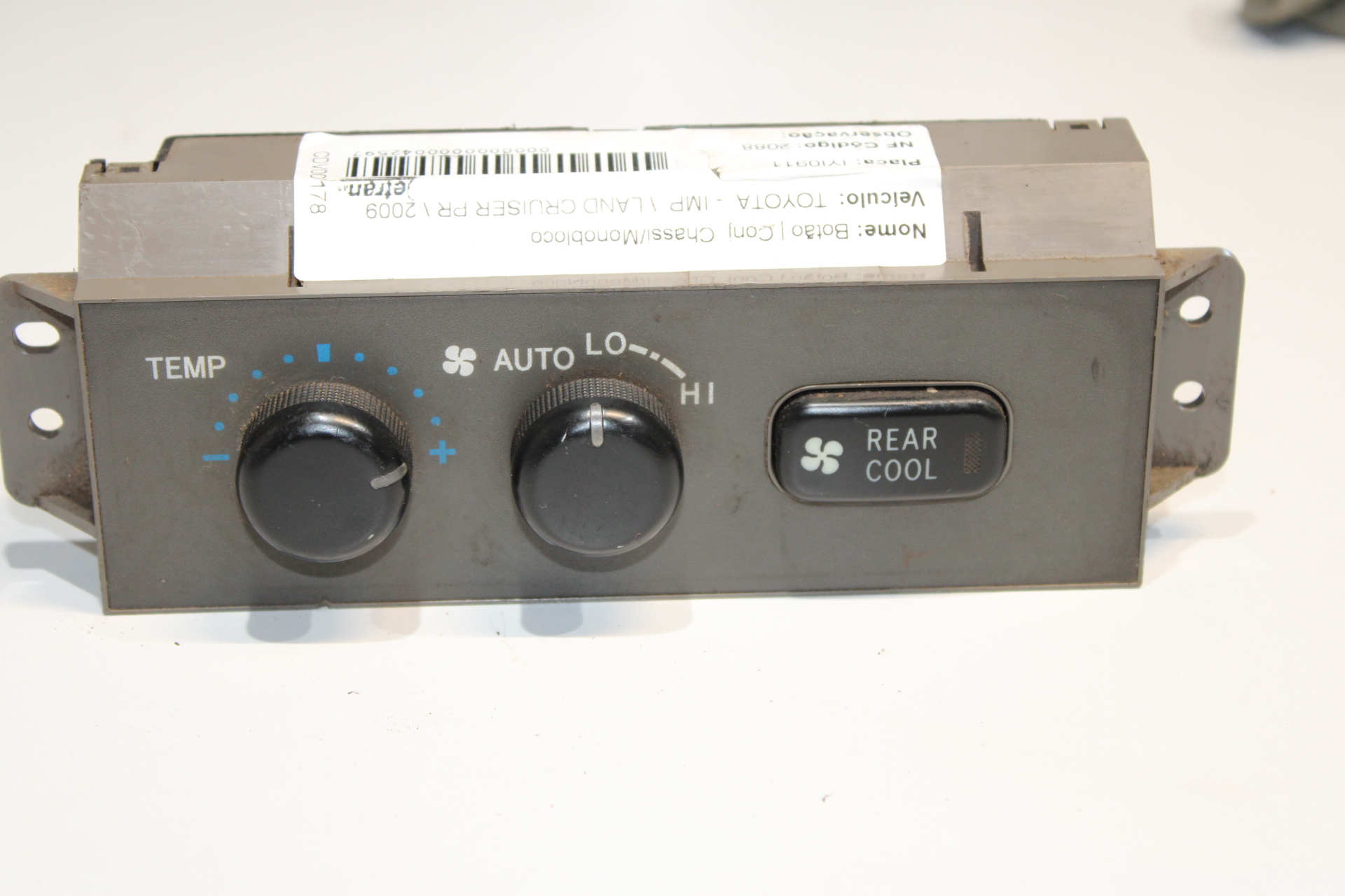 15319130645-img-5370.jpg Botão Comando Ar Condicionado Toyota Prado - Image 1