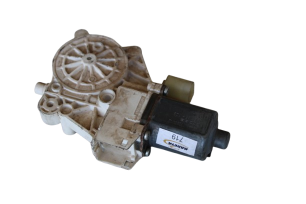 15321502164-img-5802-removebg-preview.png MOTOR MAQUINA DE VIDRO ESQUERDO SPRINTER 2013 /2019 - Image 1