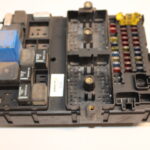 CAIXA DE FUSIVEIS JEEP GRAND CHEROKEE 2.7 CRD 4 X 4