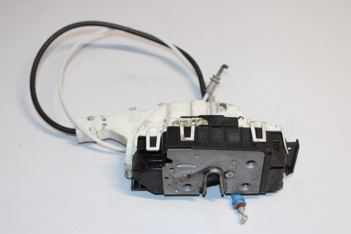 15324542530-img-6159.jpg Fechadura da Porta Esquerda SPRINTER - A9067202135 - - Image 1