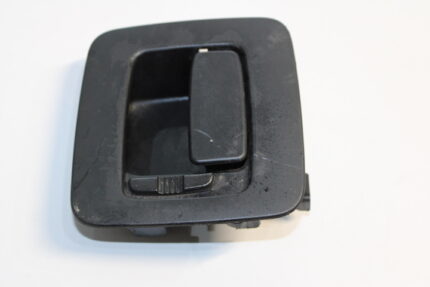MAÇANETA INTERNA DA PORTA TRASEIRA LADO DIREITO 19/22