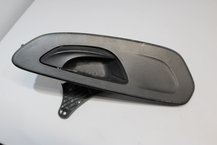 15325687805-img-6365.jpg MOLDURA MAÇANETA INTERNA PORTA DIREITA SPRINTER 2019 A 2022 - Image 1