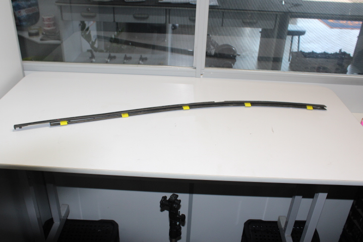 15326384601-img-6427.jpg pestana direita hyundai hr 2005 a 2025 - Image 1