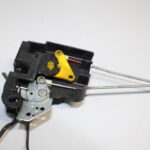 Fechadura Porta esquerda Passageiro Hyundai Hr 2004 A 2025