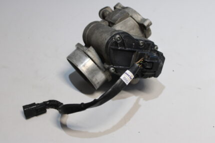 Válvula EGR Renault Master 2.5 16v 7701062300  05/13