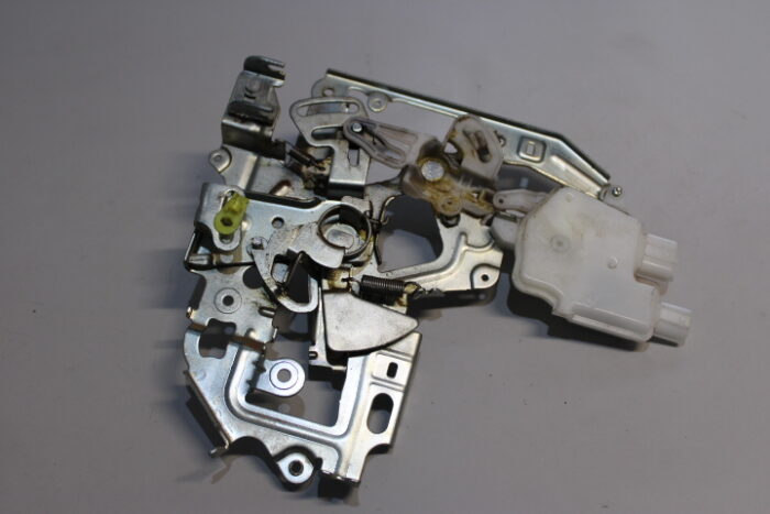 fechadura elétrica porta traseira direita Renault master  14 /24 - Image 2