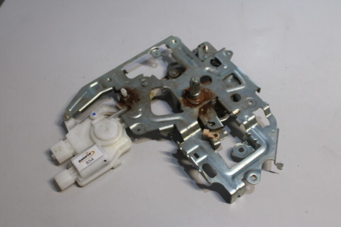 fechadura elétrica porta traseira direita Renault master  14 /24 - Image 3