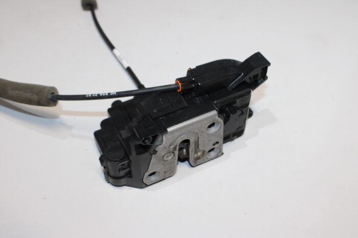 fechadura porta dianteira direita renault master 14/24 - Image 1