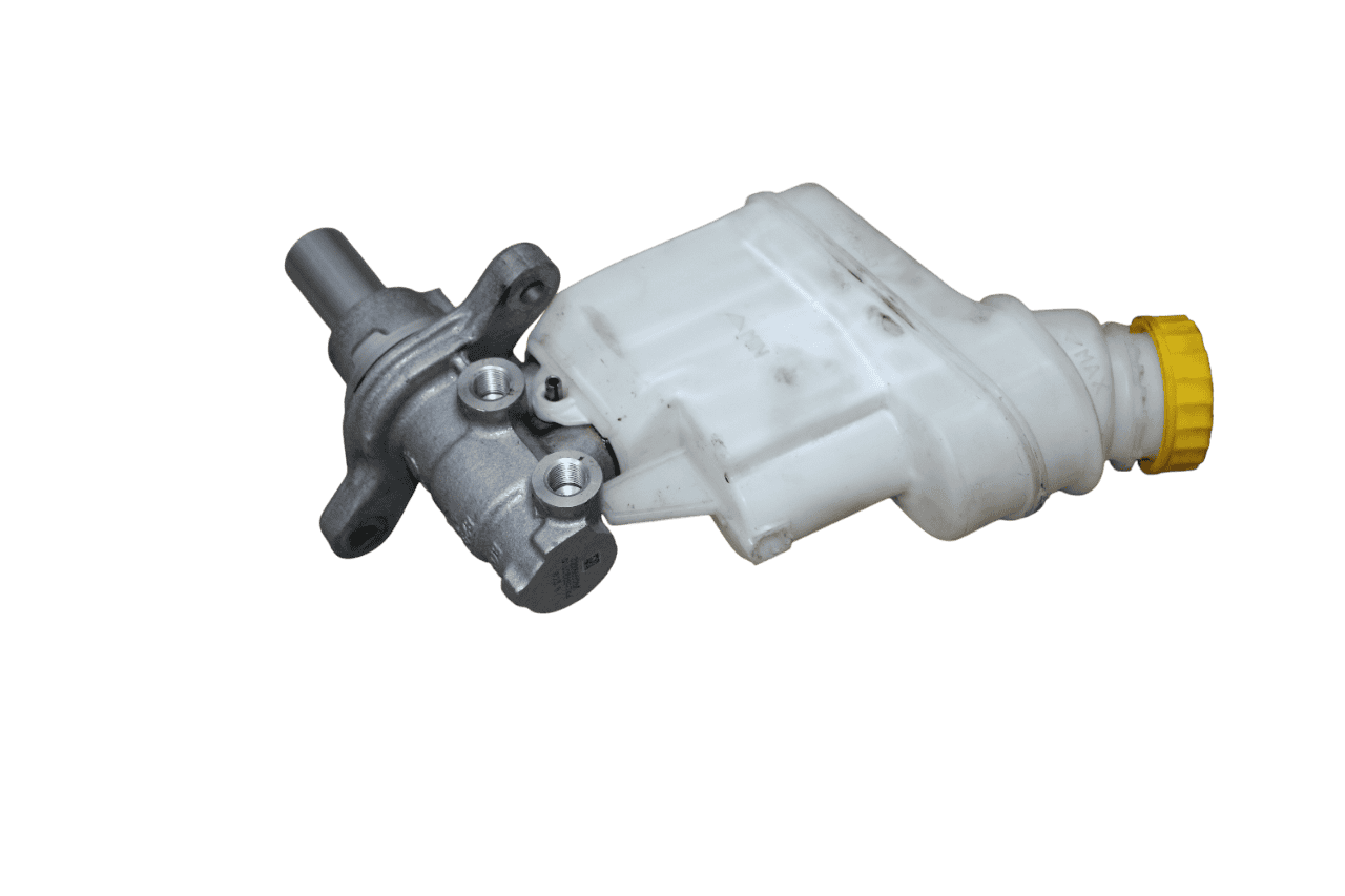 15365839158-img-0718-photoroom-1.png cilindro mestre de freio ram rampage 2.0 gasolina 23/24 - Image 1