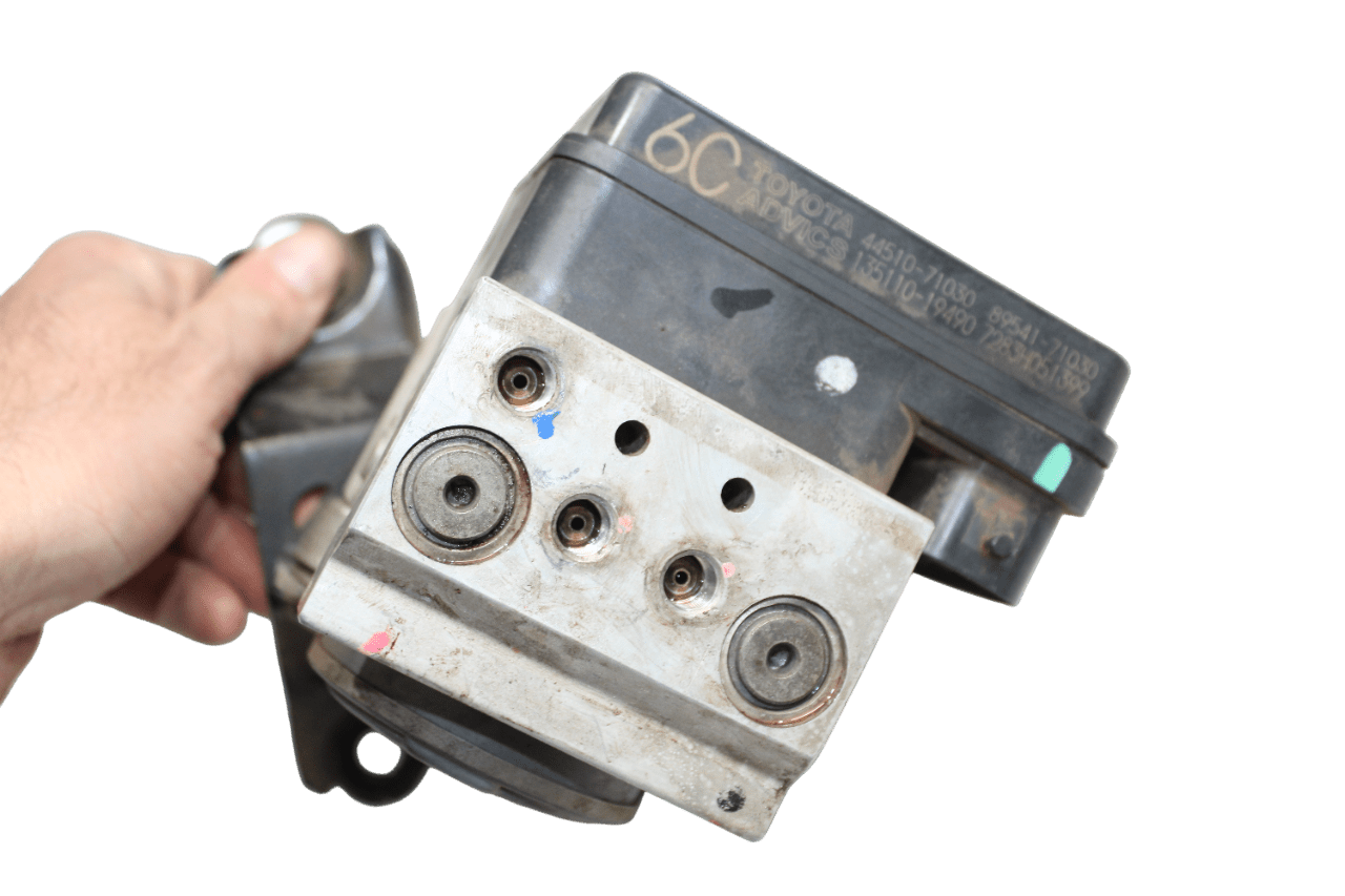 15366984577-img-0989-photoroom.png Modulo FREIO Abs Toyota Hilux 2005 A 2015 89541-71030 - Image 1