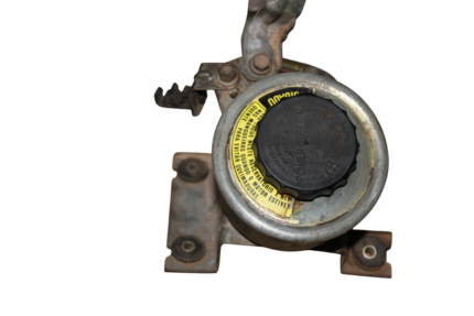 reservatório óleo hidráulico Toyota hilux 2.7 gasolina /95