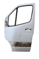 PORTA  DIANTEIRA  ESQUERDA  MERCEDES SPRINTER 2022 2023