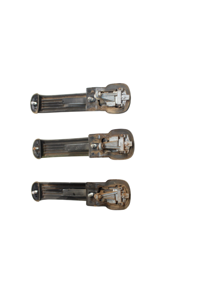 MAÇANETAS DAS PORTAS DA MAHINDRA - Image 3