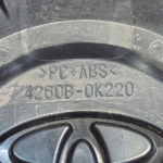 CALOTA CENTRAL PRETA HILUX SW4 2016/2026 4260B0K220 - Imagem 5