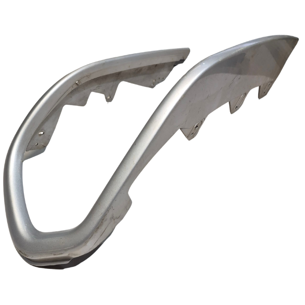 15629127931-96.png MOLDURA INFERIOR FAROL LD MITSUBISHI PAJERO SPORT 2006 - Imagem 1